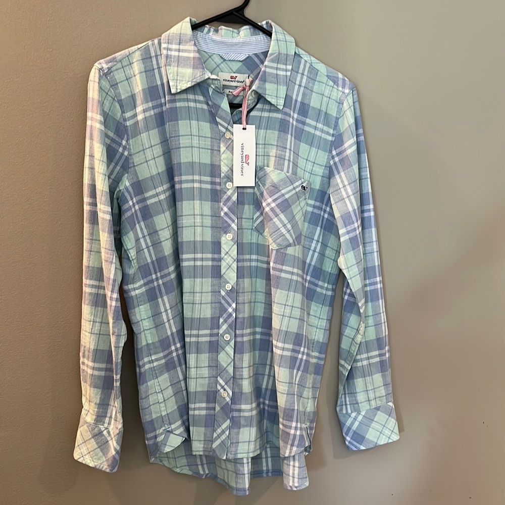 NWT Vineyard Vines Relaxed Plaid Button Down Size 6